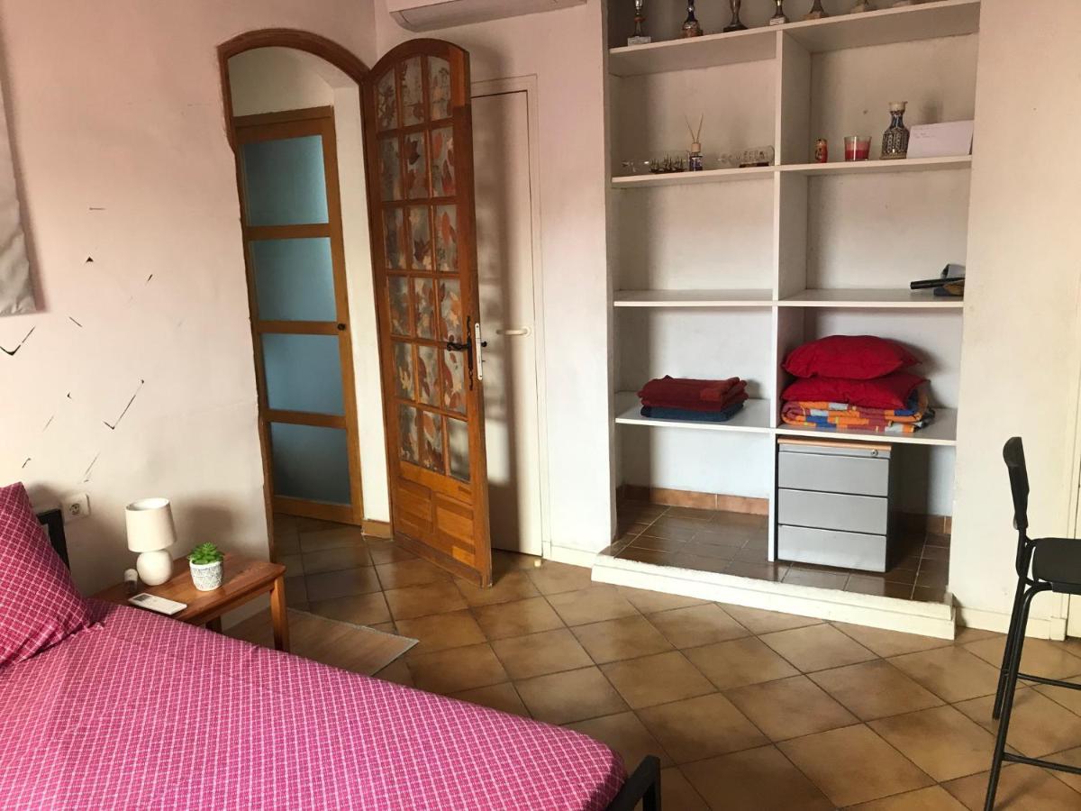 Chambre Climatisee Avec Sdb Privee Dans Une Villa Avec Piscine Ouverte D'Avril A Mi Octobre Marselha Exterior foto